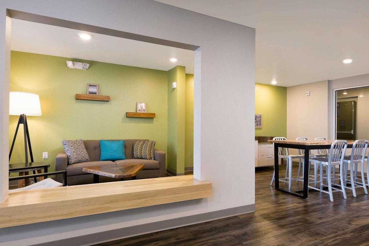 Woodspring Suites Houston Iah Airport Хамбл Экстерьер фото