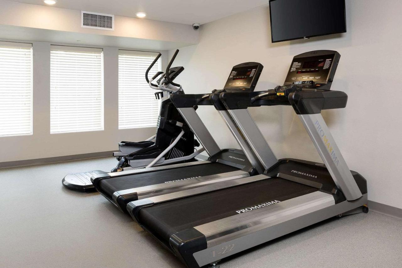 Woodspring Suites Houston Iah Airport Хамбл Экстерьер фото